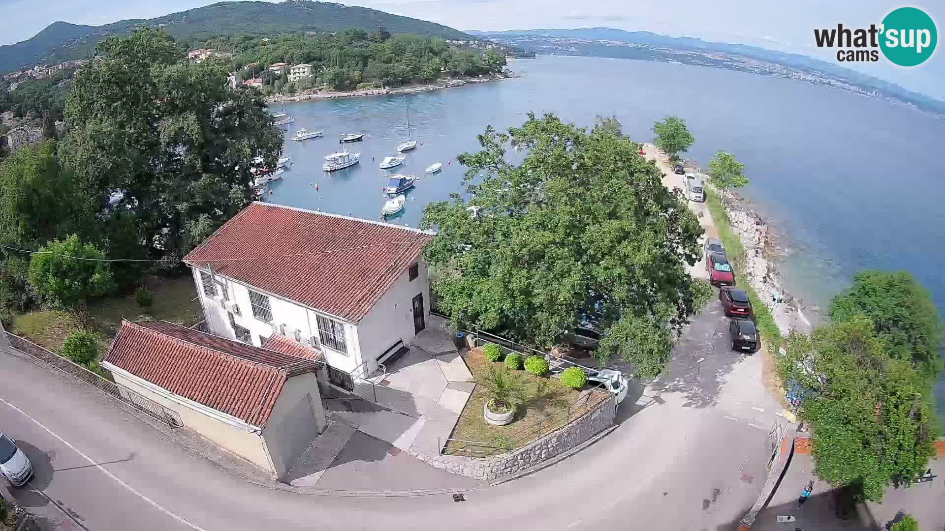 Ika Harbor Webcam – LIVE View of the Harbor and Opatija Lights