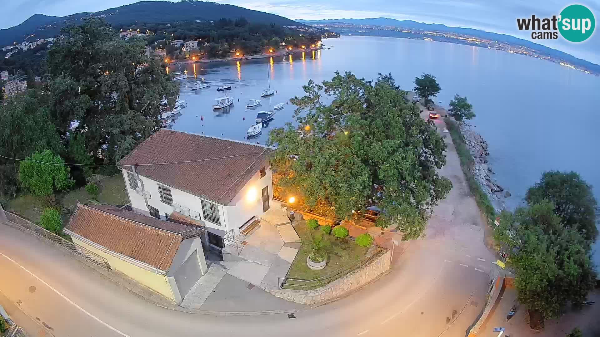 Webcam porto Ika – Vista LIVE sul porto e le luci di Opatija