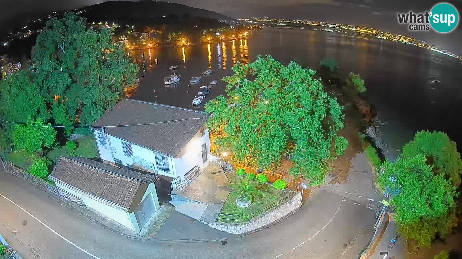 Webcam porto Ika – Vista LIVE sul porto e le luci di Opatija