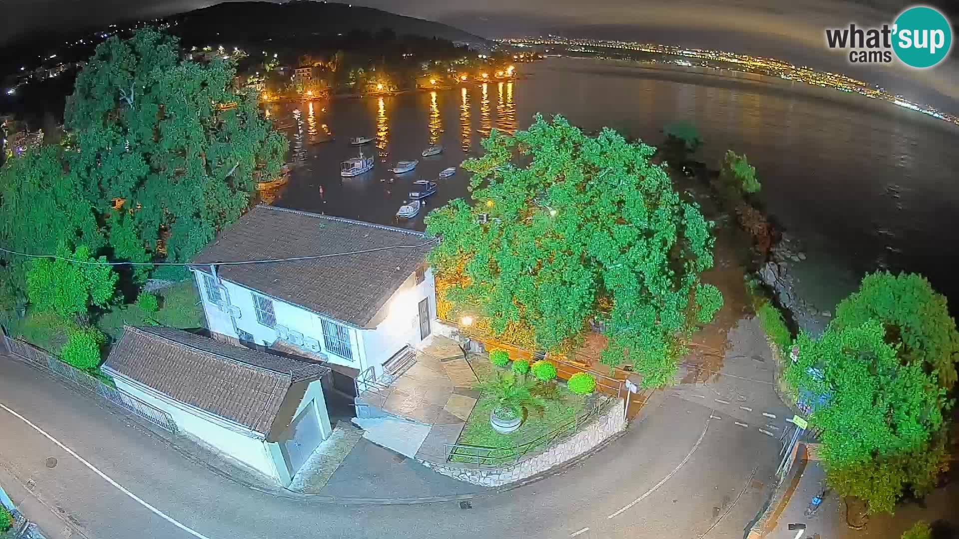 Webcam porto Ika – Vista LIVE sul porto e le luci di Opatija