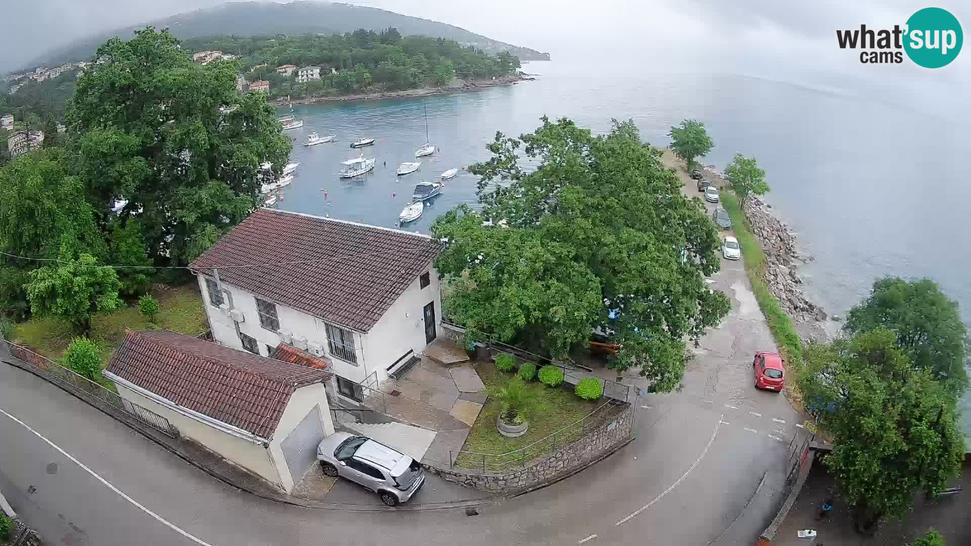 Ika Harbor Webcam – LIVE View of the Harbor and Opatija Lights