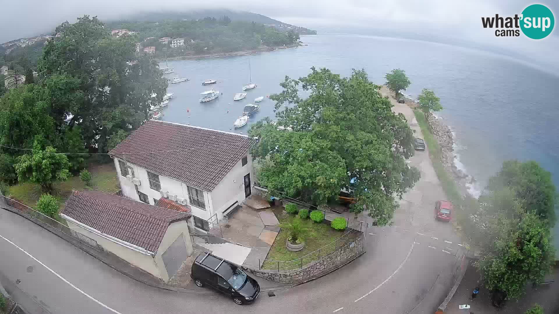 Ika Harbor Webcam – LIVE View of the Harbor and Opatija Lights