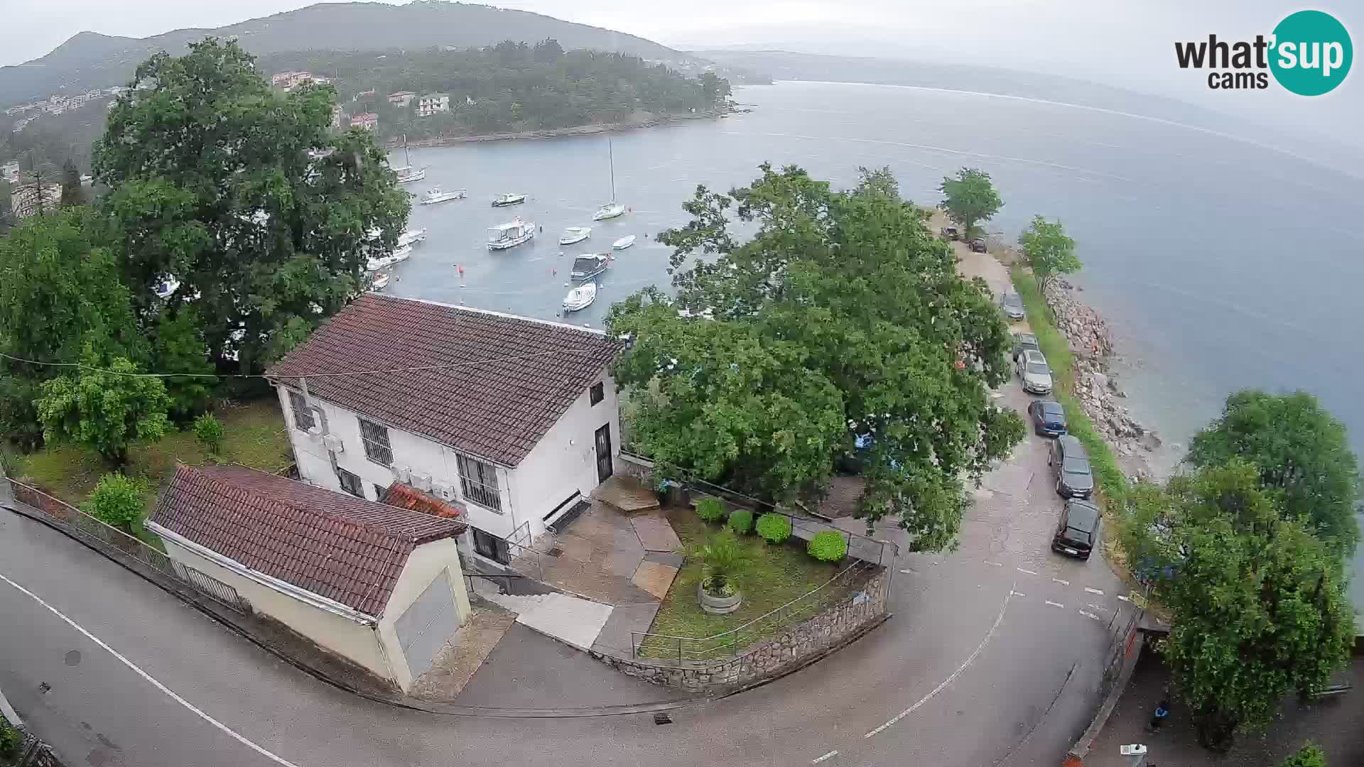 Ika Harbor Webcam – LIVE View of the Harbor and Opatija Lights