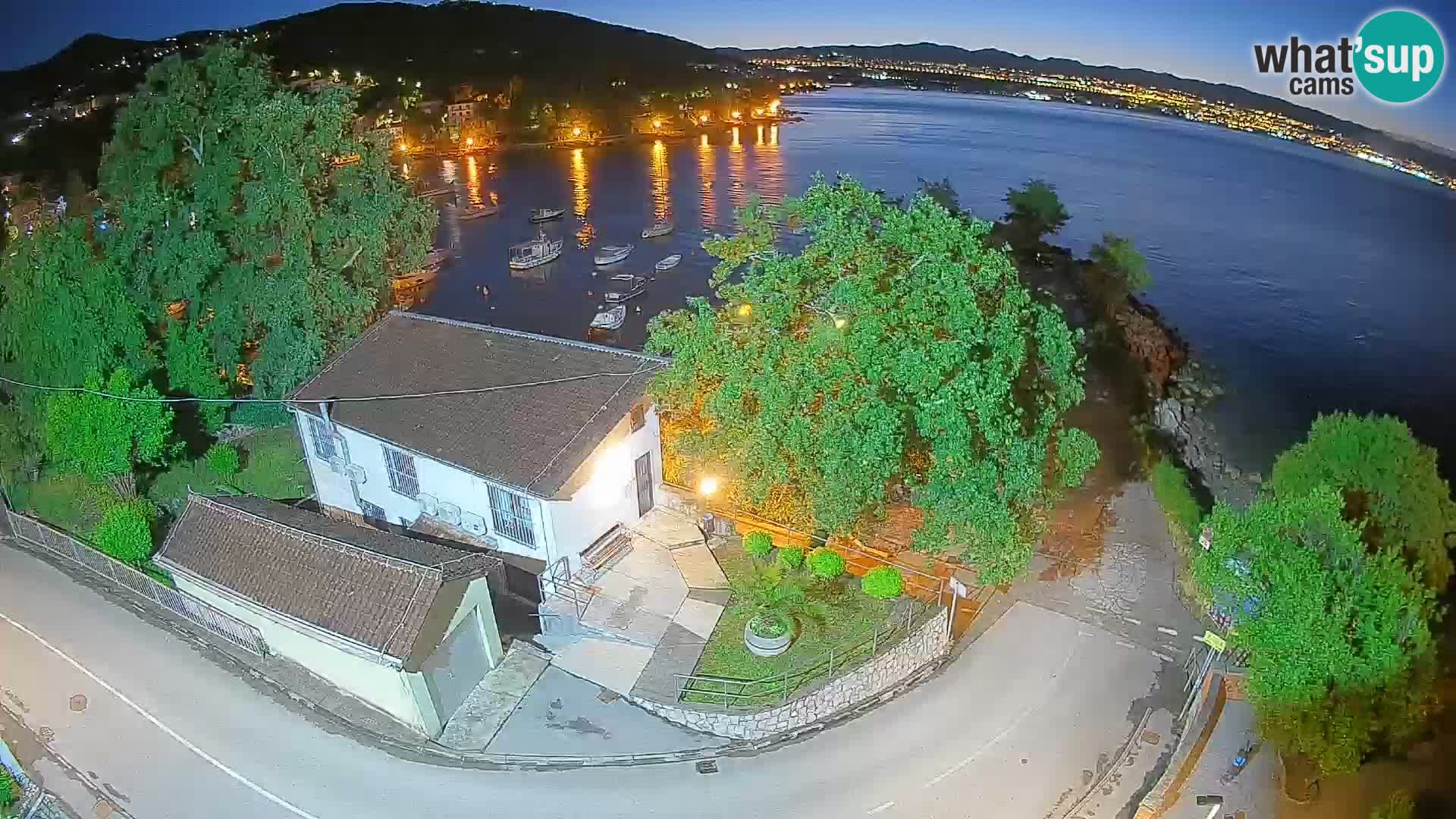 Webcam porto Ika – Vista LIVE sul porto e le luci di Opatija