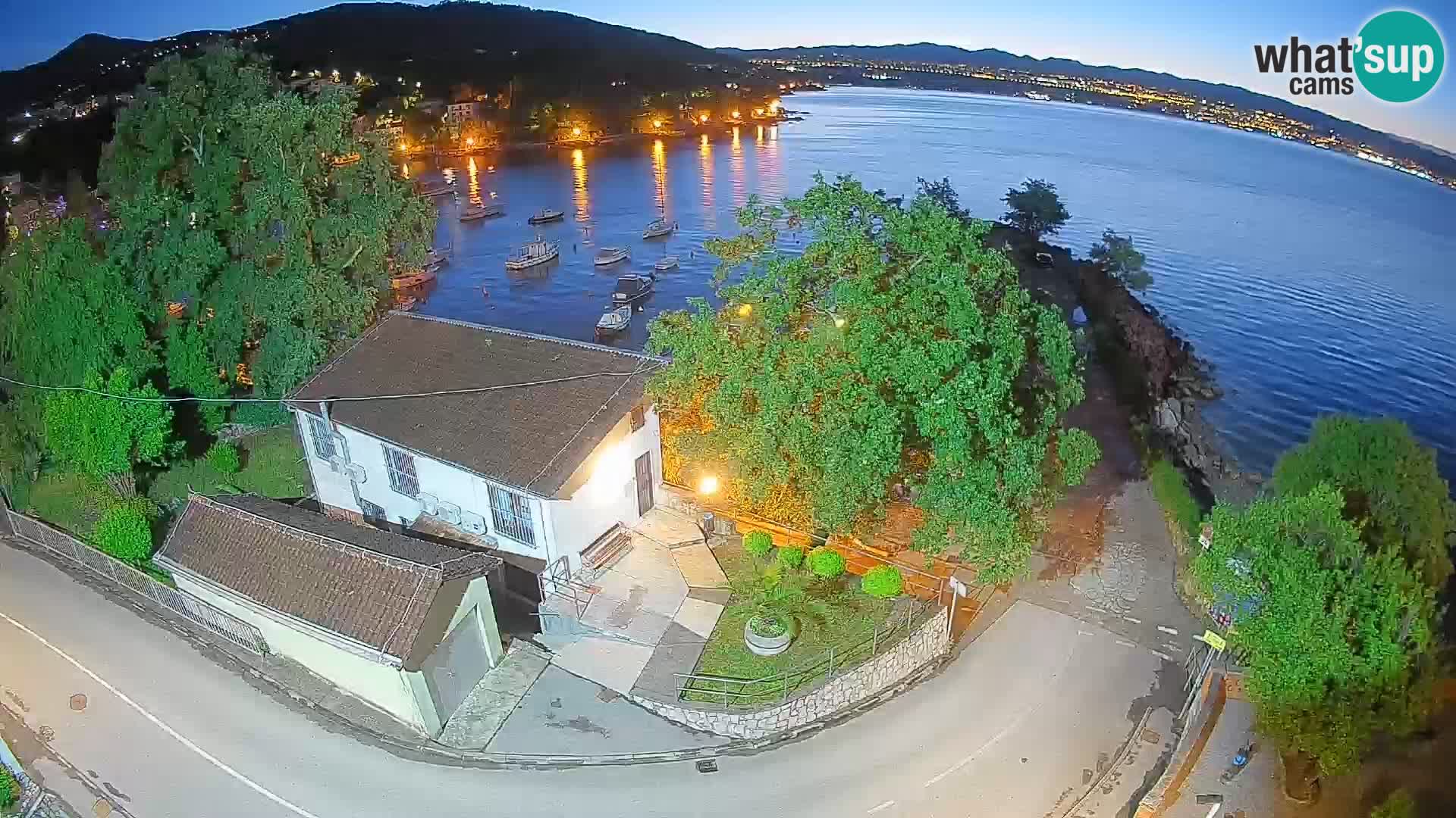 Webcam Ika Hafen – LIVE Blick auf den Hafen und die Lichter von Opatija