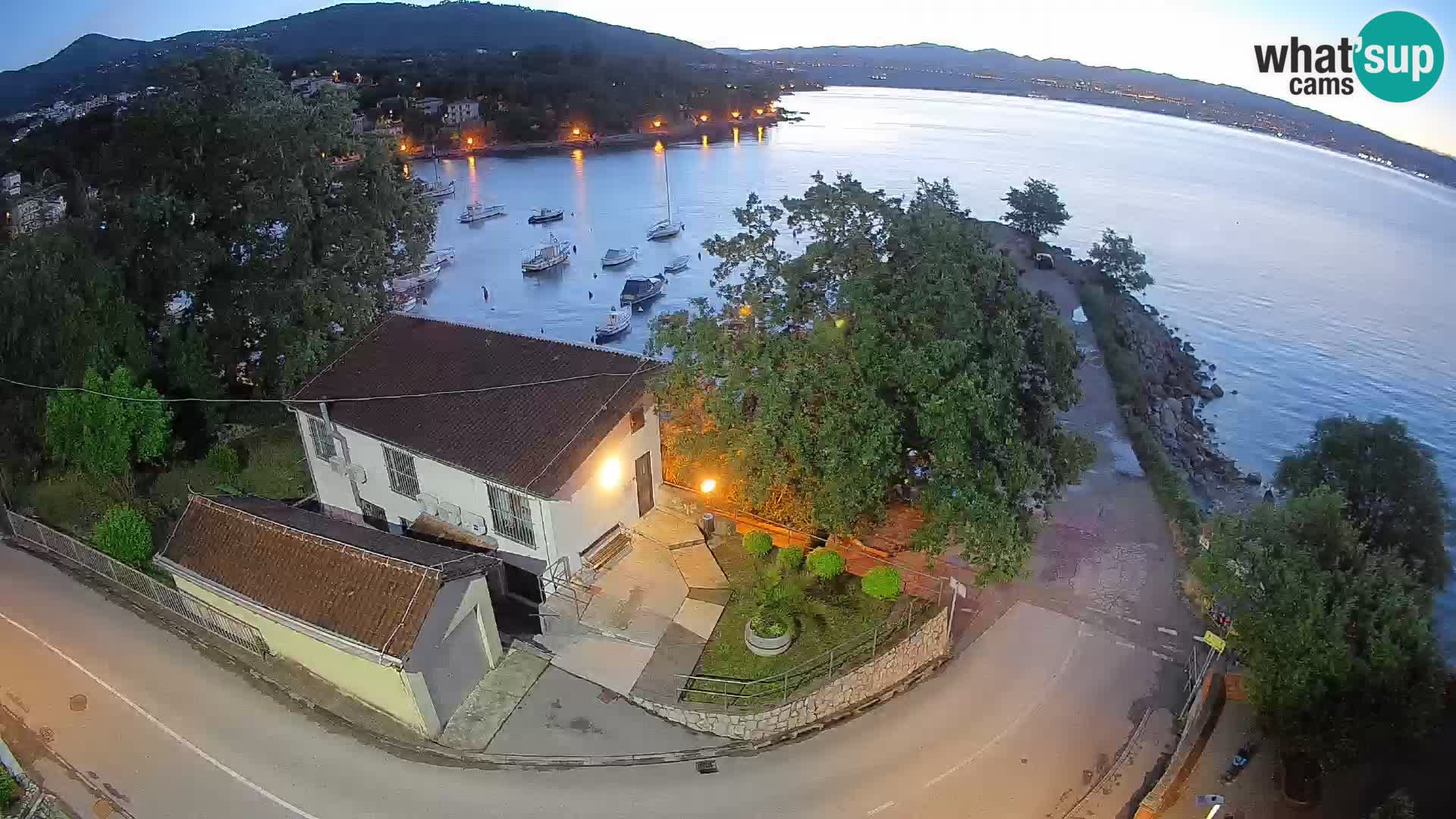Webcam port d’Ika – Vue en direct et lumières d’Opatija