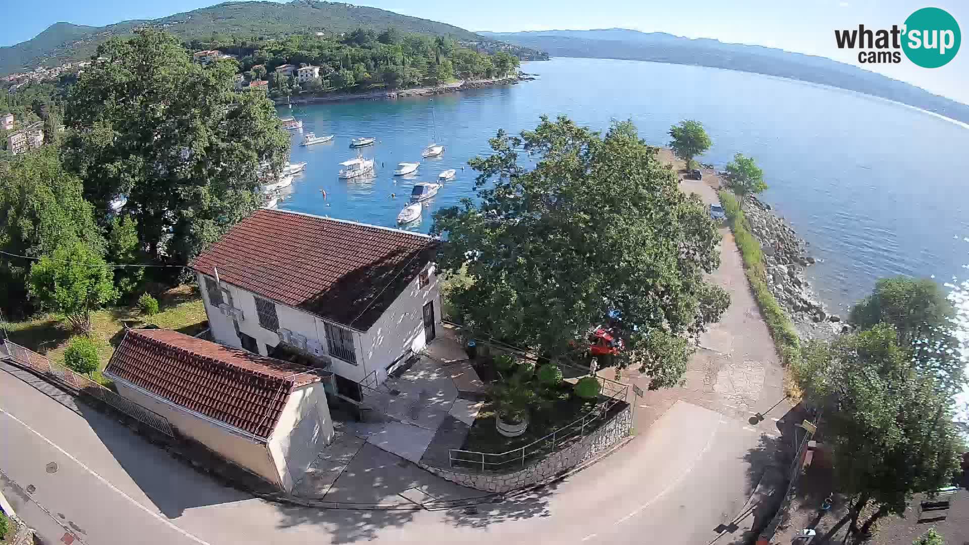 Ika Harbor Webcam – LIVE View of the Harbor and Opatija Lights