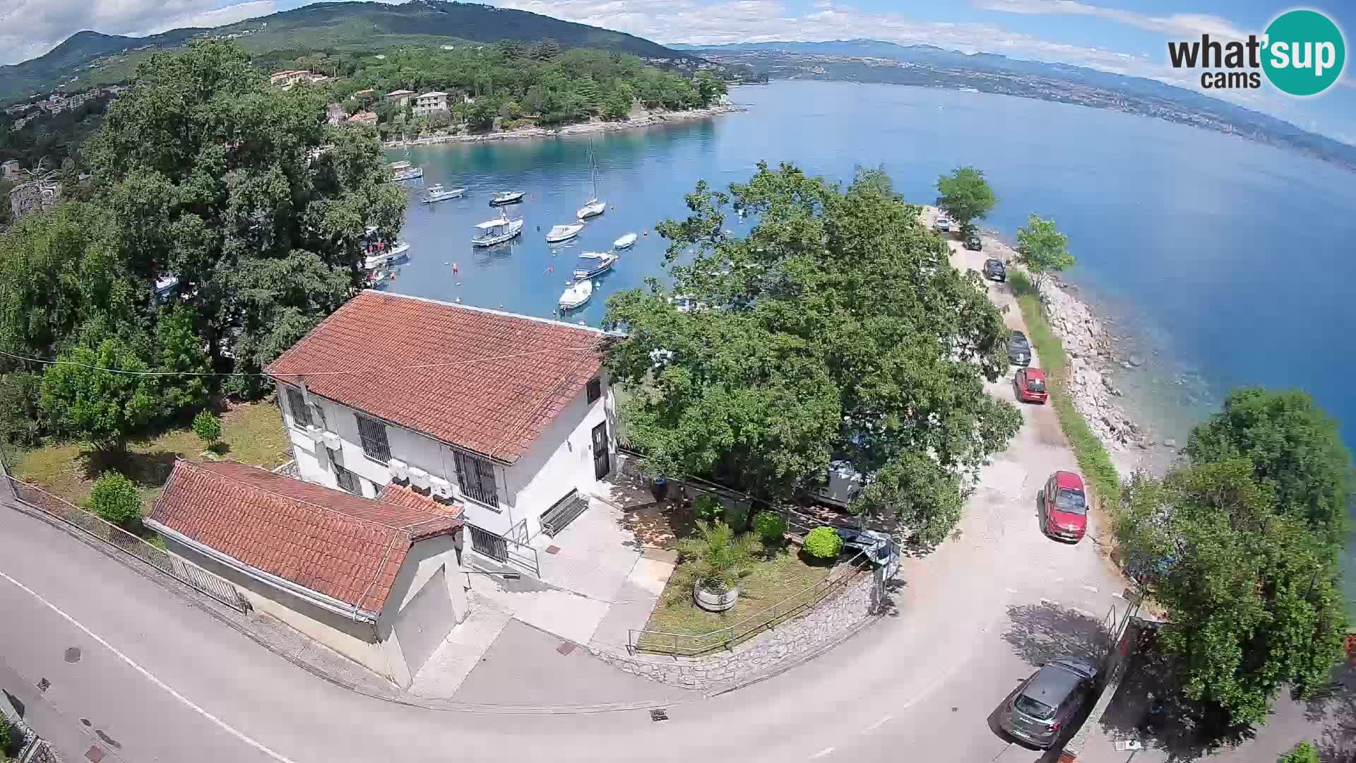 Ika Harbor Webcam – LIVE View of the Harbor and Opatija Lights