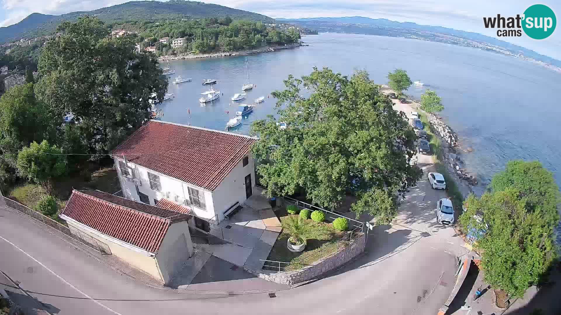 Ika Harbor Webcam – LIVE View of the Harbor and Opatija Lights