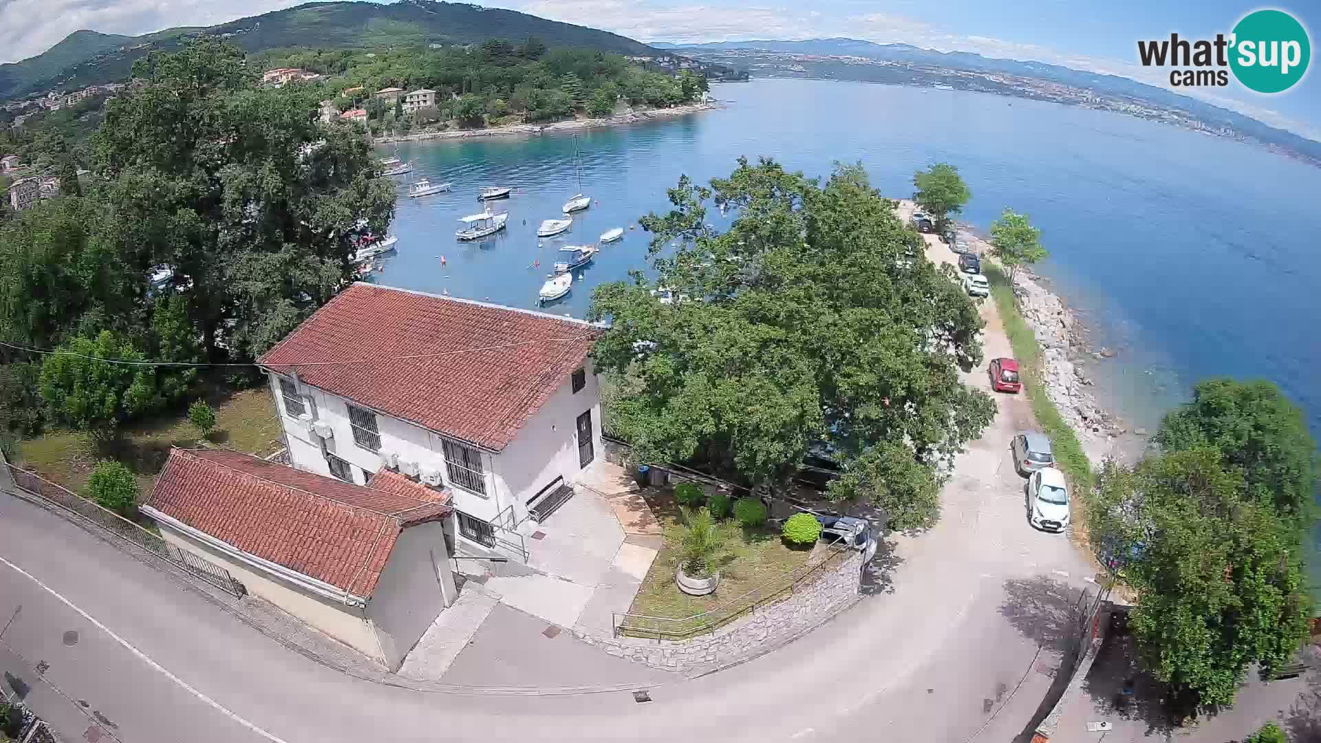 Ika Harbor Webcam – LIVE View of the Harbor and Opatija Lights