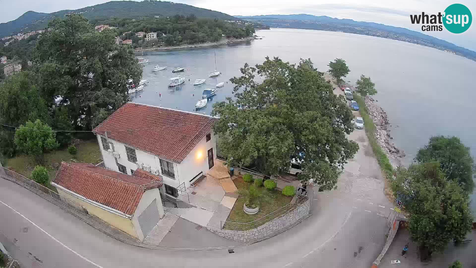 Ika Harbor Webcam – LIVE View of the Harbor and Opatija Lights