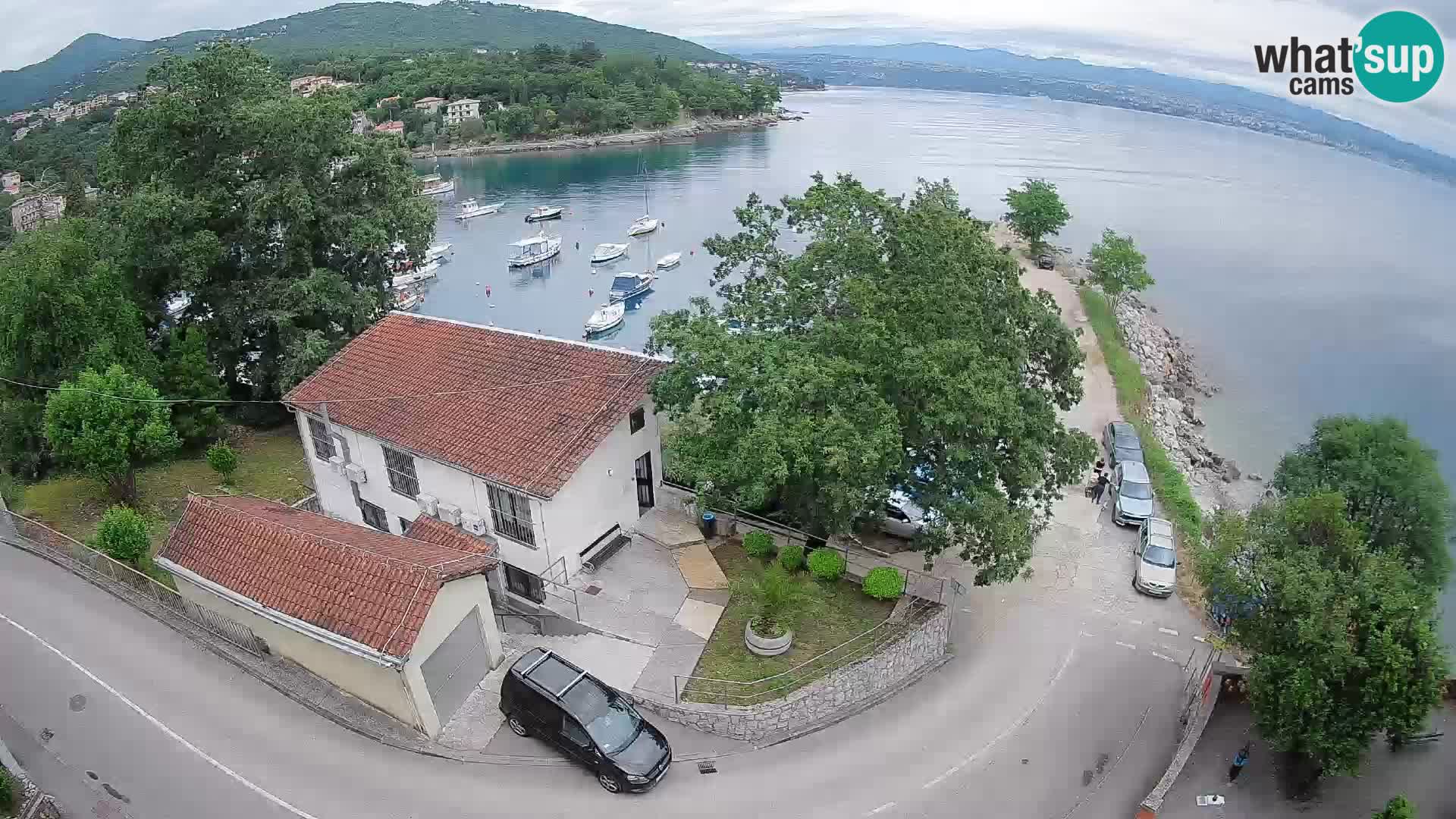 Ika Harbor Webcam – LIVE View of the Harbor and Opatija Lights
