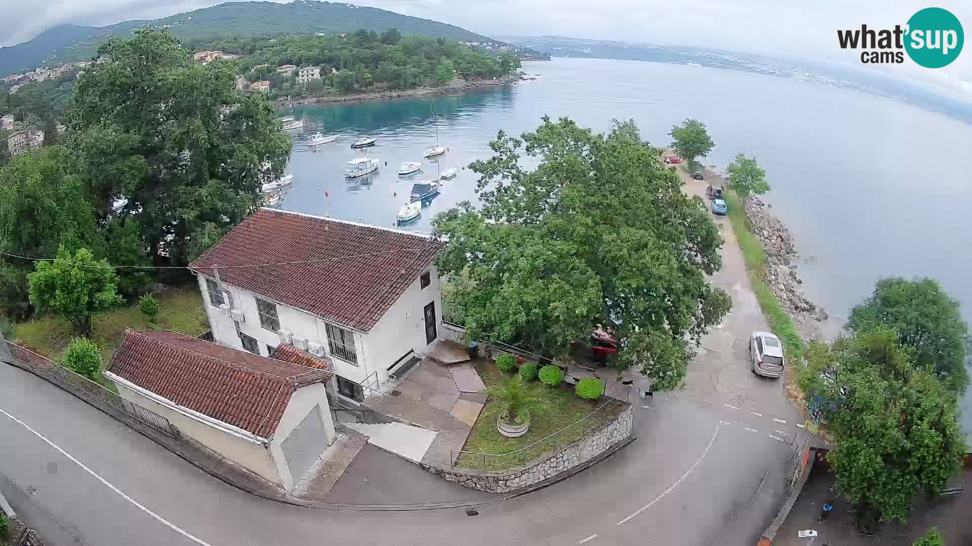 Ika Harbor Webcam – LIVE View of the Harbor and Opatija Lights