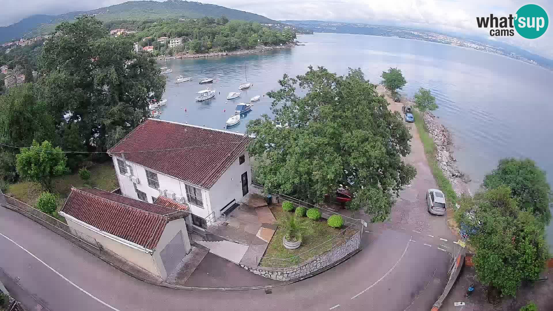 Ika Harbor Webcam – LIVE View of the Harbor and Opatija Lights
