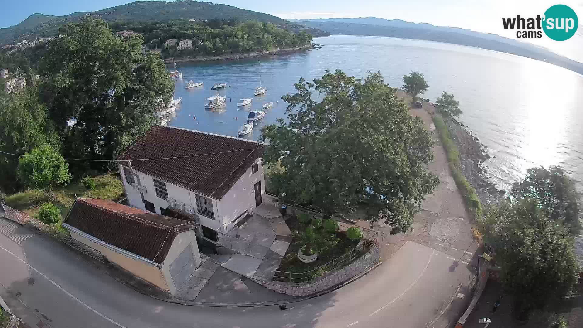Ika Harbor Webcam – LIVE View of the Harbor and Opatija Lights