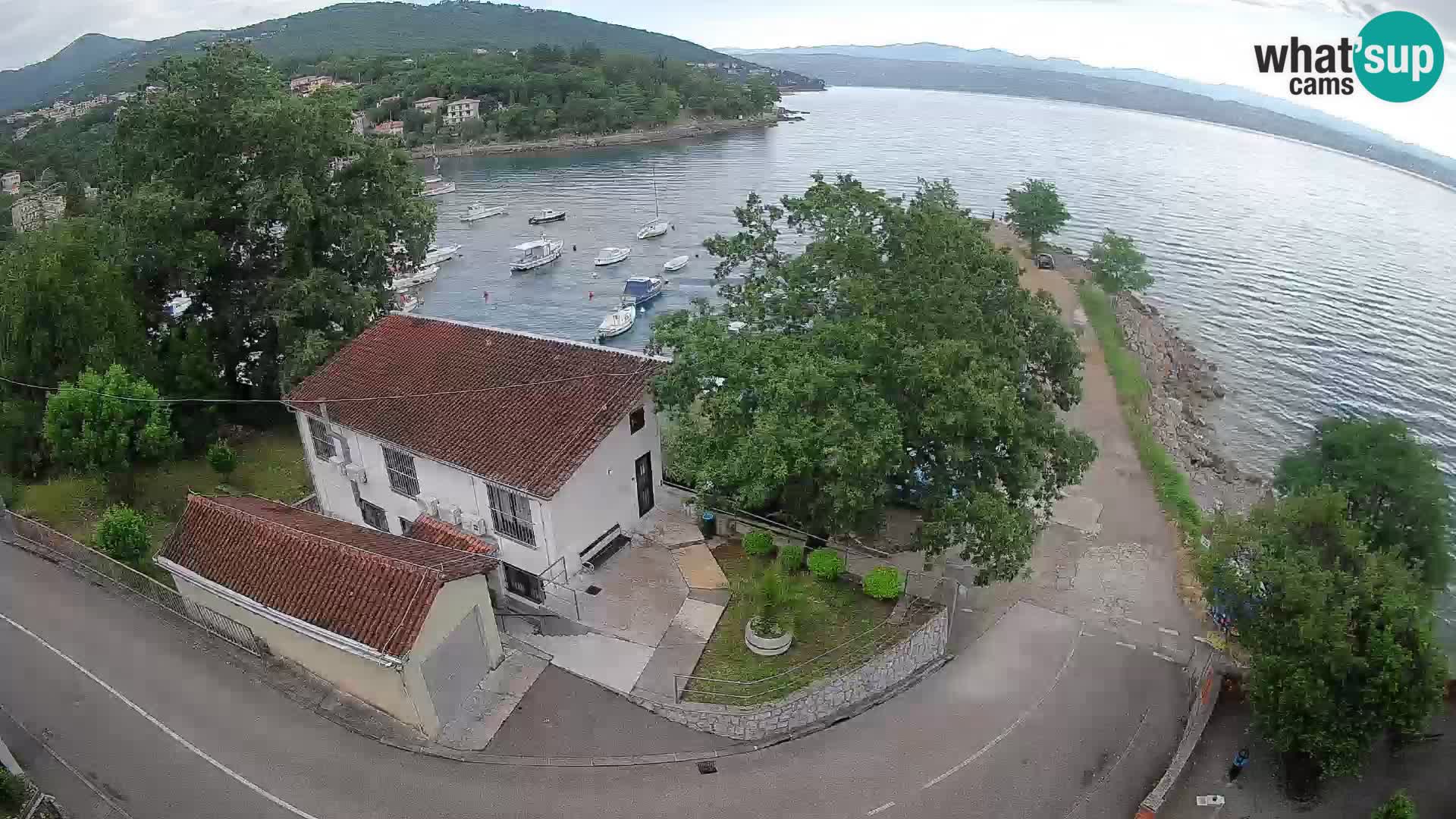Ika Harbor Webcam – LIVE View of the Harbor and Opatija Lights