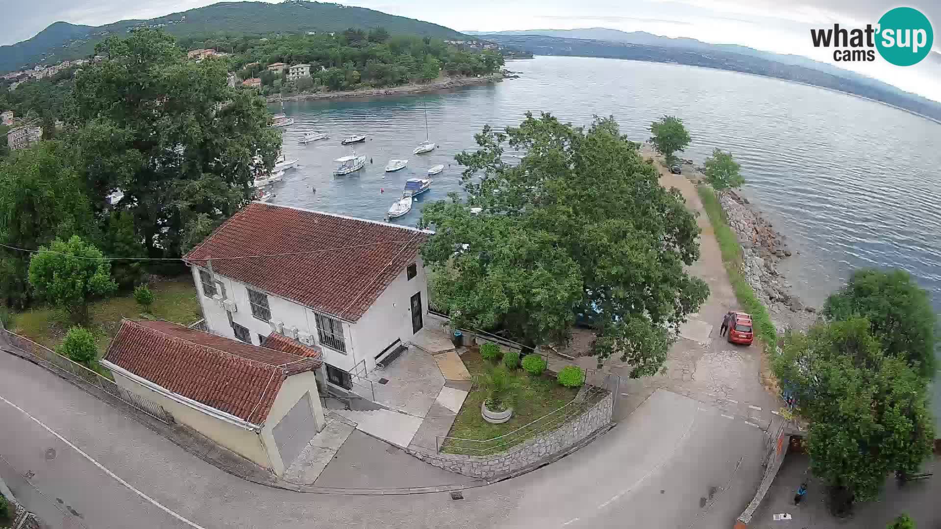 Ika Harbor Webcam – LIVE View of the Harbor and Opatija Lights