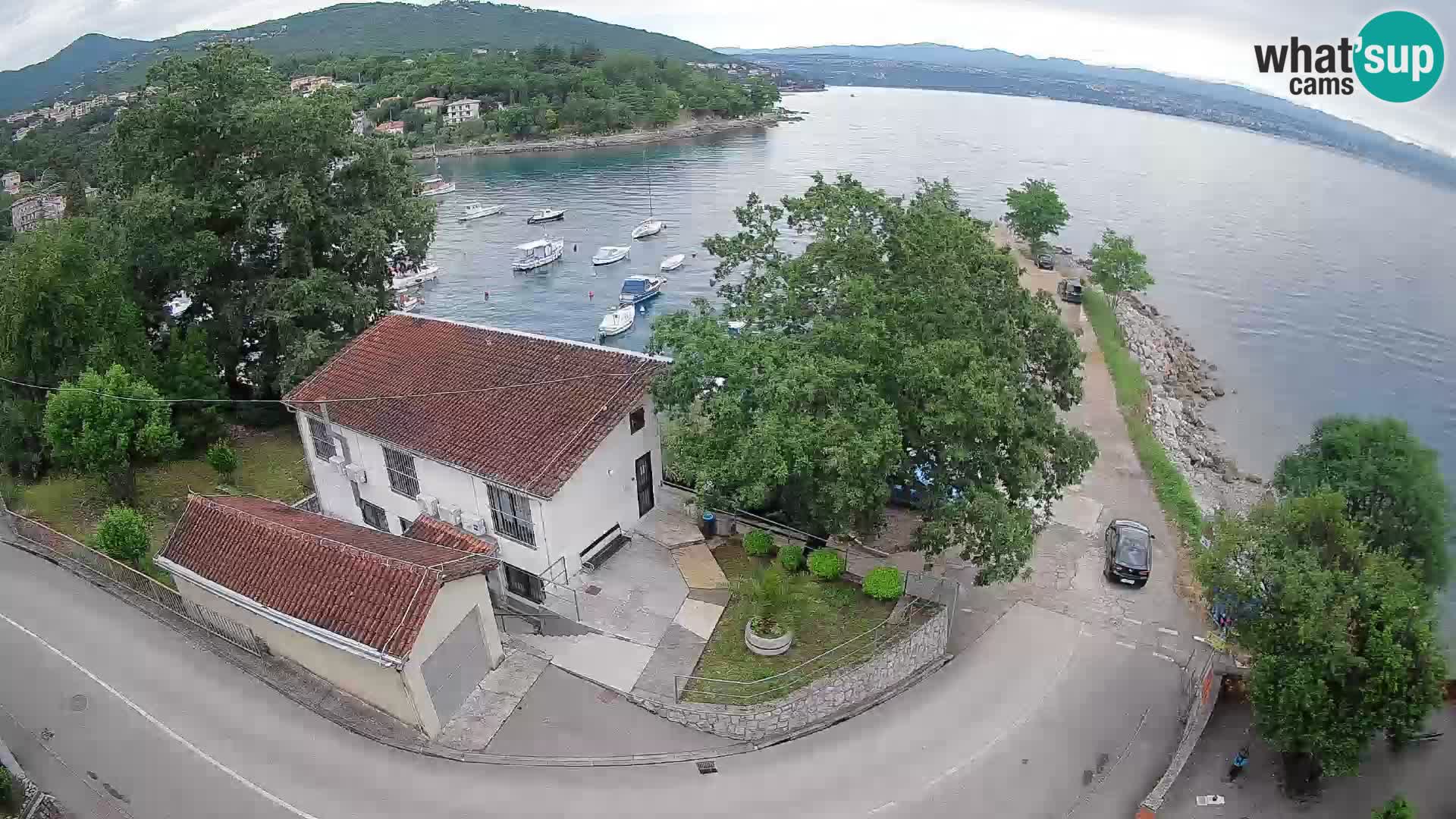 Ika Harbor Webcam – LIVE View of the Harbor and Opatija Lights