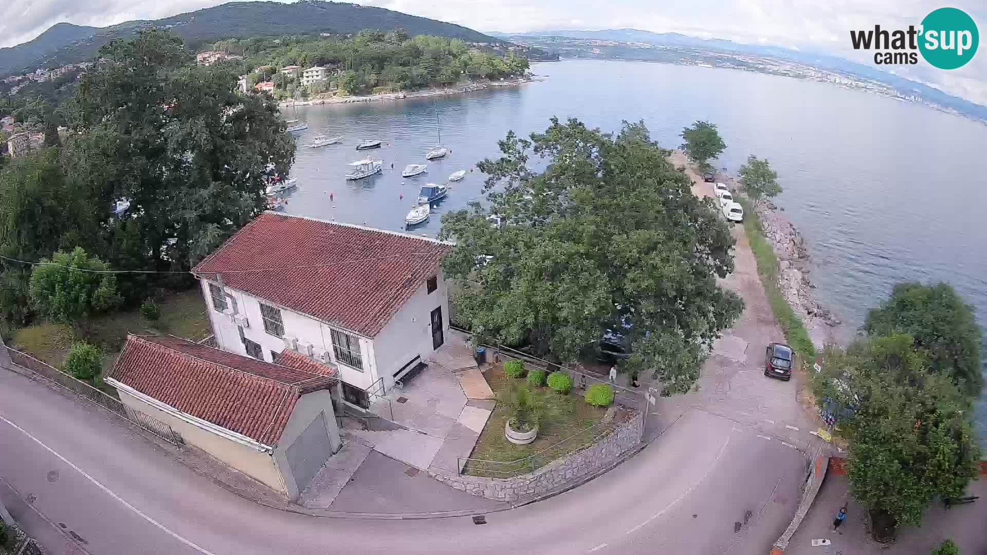 Ika Harbor Webcam – LIVE View of the Harbor and Opatija Lights