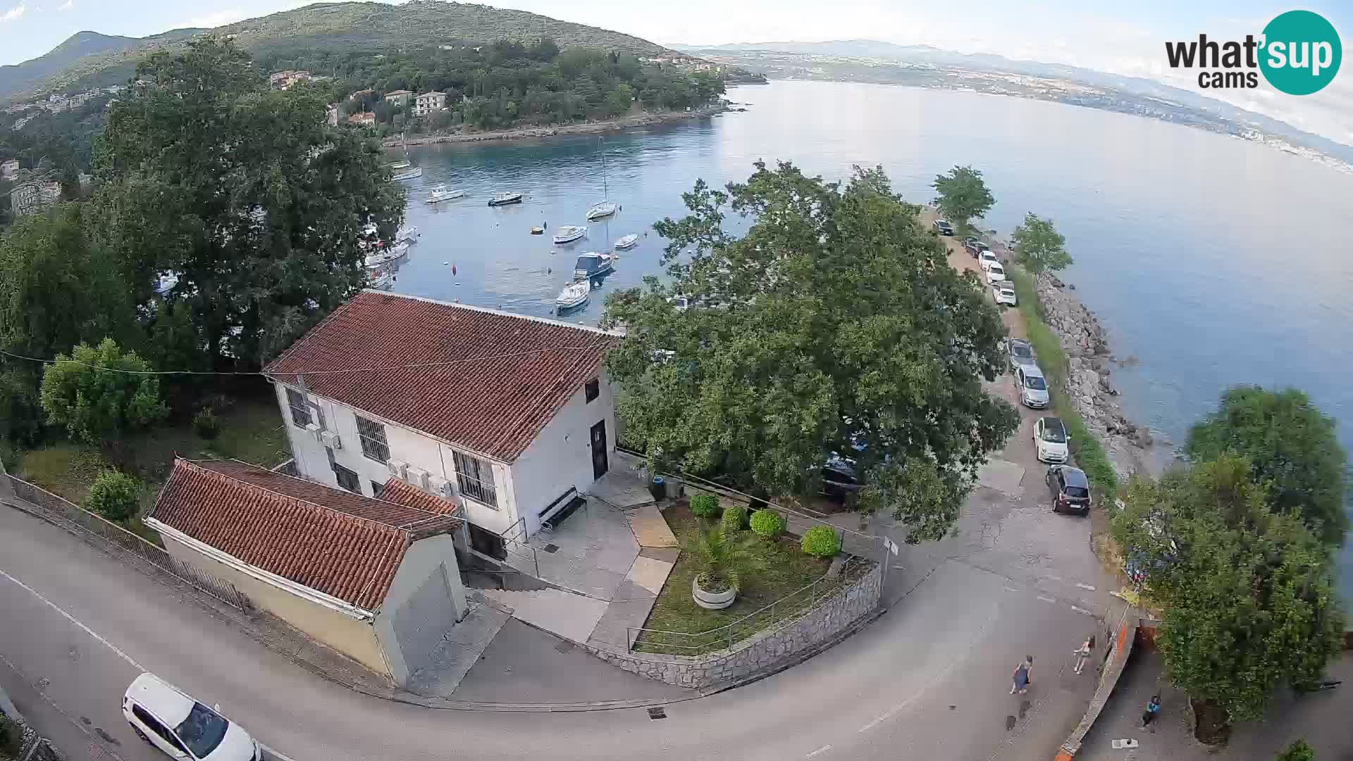 Ika Harbor Webcam – LIVE View of the Harbor and Opatija Lights