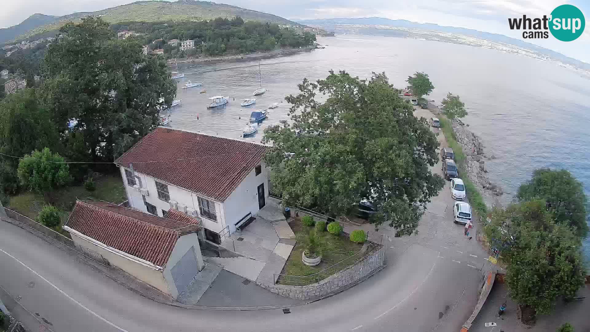 Ika Harbor Webcam – LIVE View of the Harbor and Opatija Lights