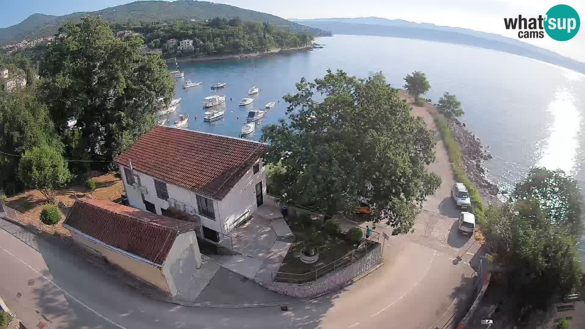 Ika Harbor Webcam – LIVE View of the Harbor and Opatija Lights