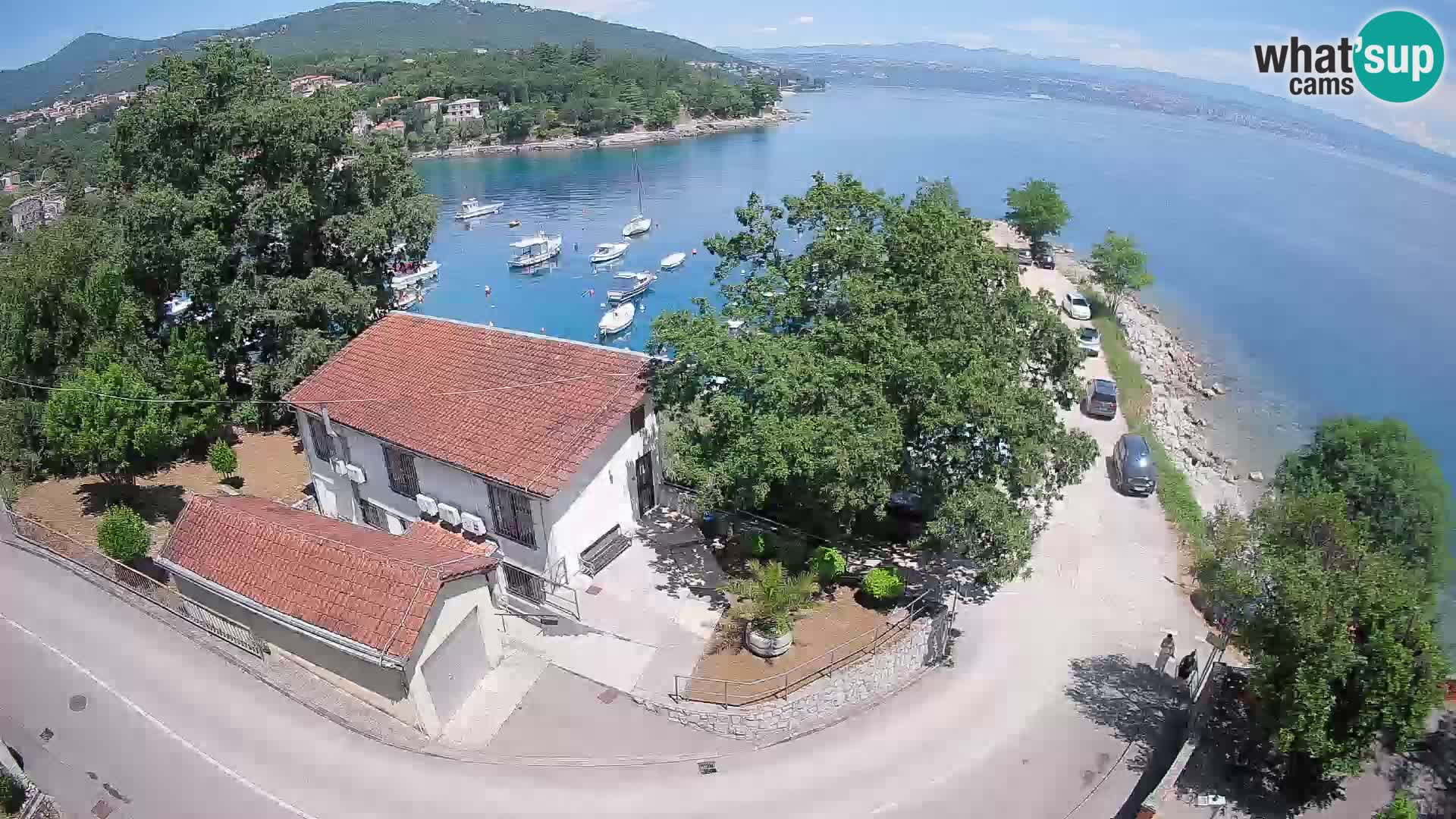 Ika Harbor Webcam – LIVE View of the Harbor and Opatija Lights