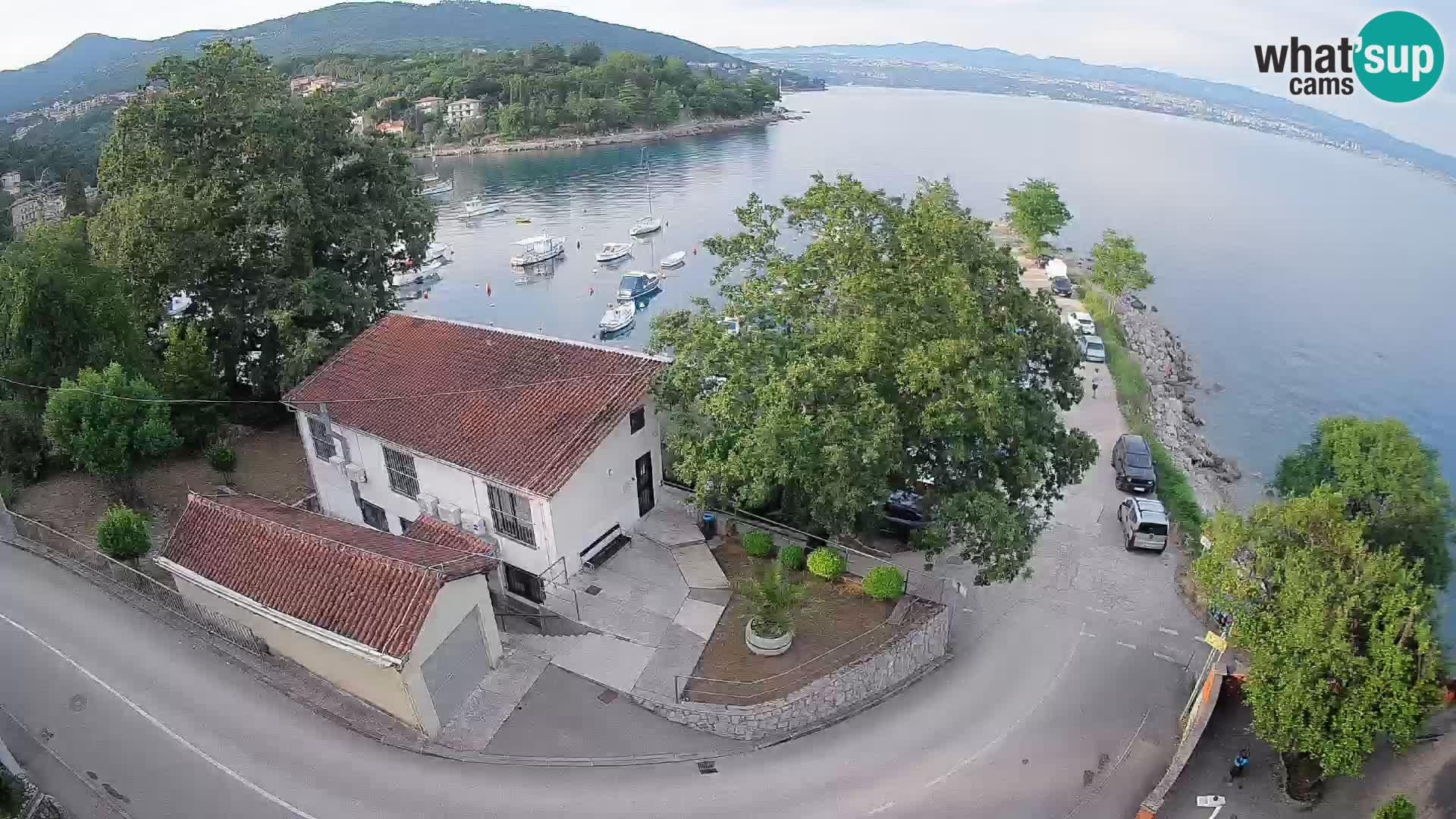 Ika Harbor Webcam – LIVE View of the Harbor and Opatija Lights