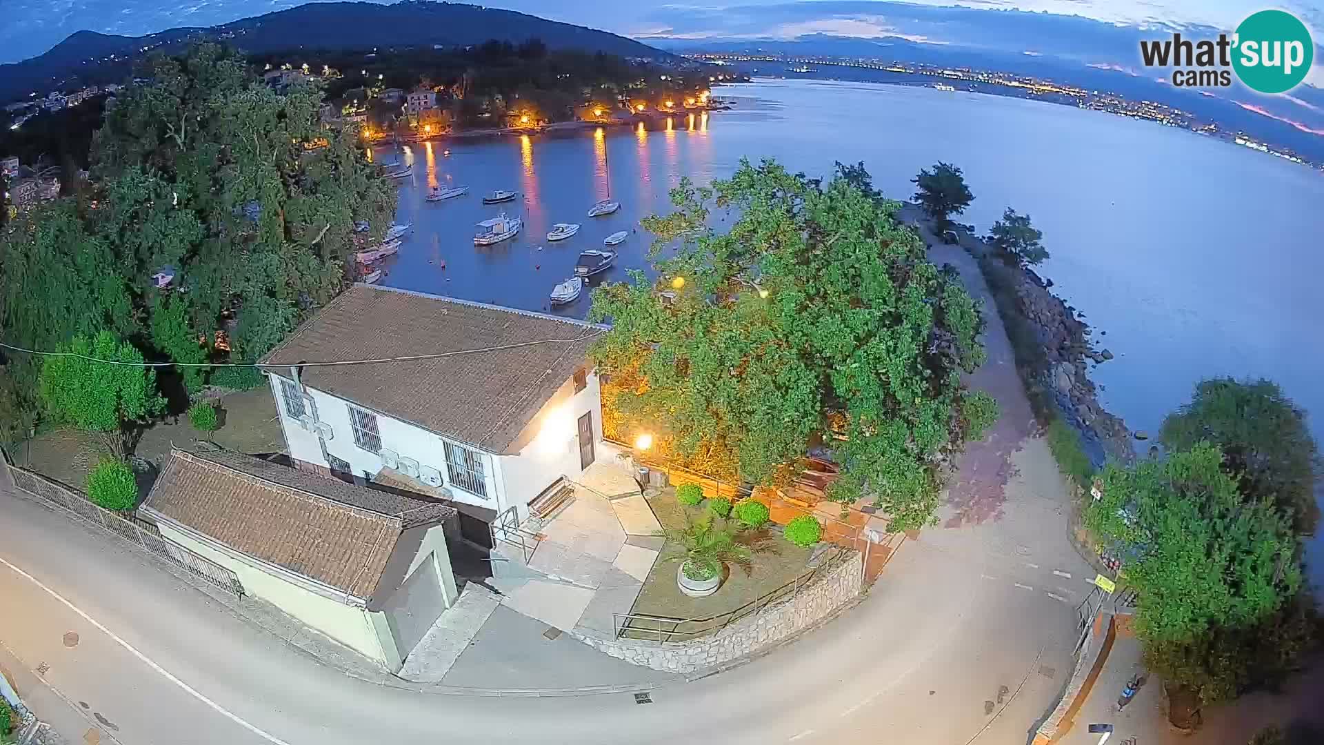 Webcam porto Ika – Vista LIVE sul porto e le luci di Opatija