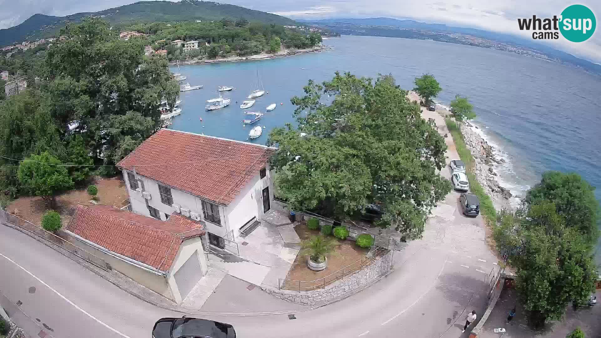 Ika Harbor Webcam – LIVE View of the Harbor and Opatija Lights