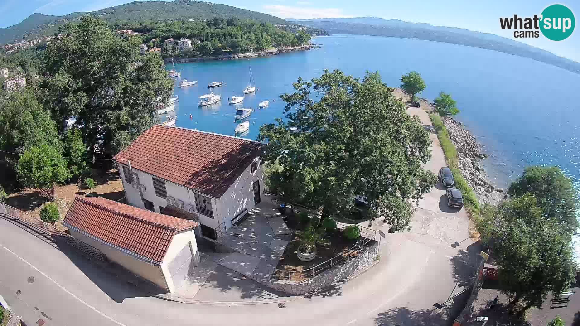 Ika Harbor Webcam – LIVE View of the Harbor and Opatija Lights