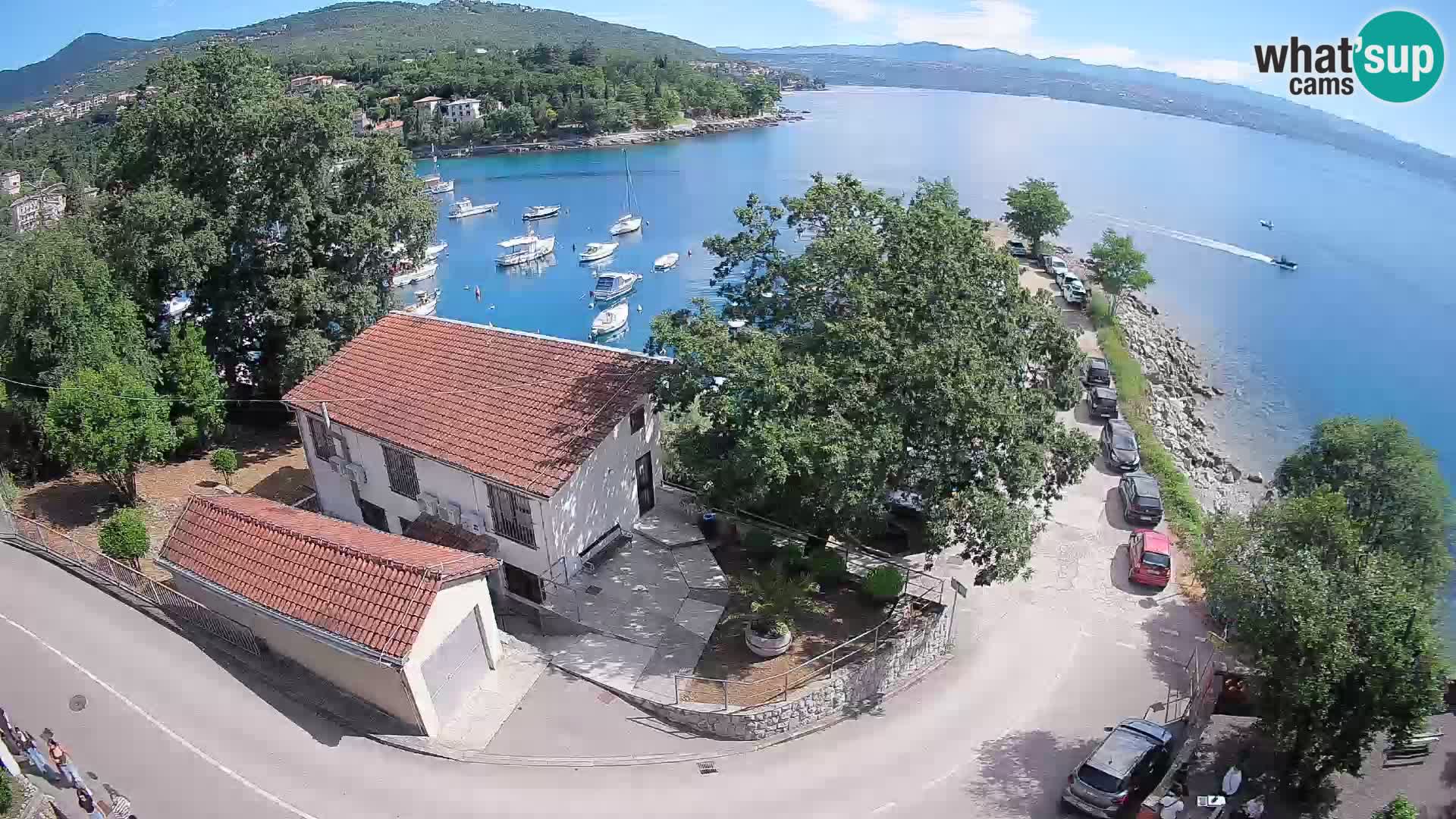 Ika Harbor Webcam – LIVE View of the Harbor and Opatija Lights