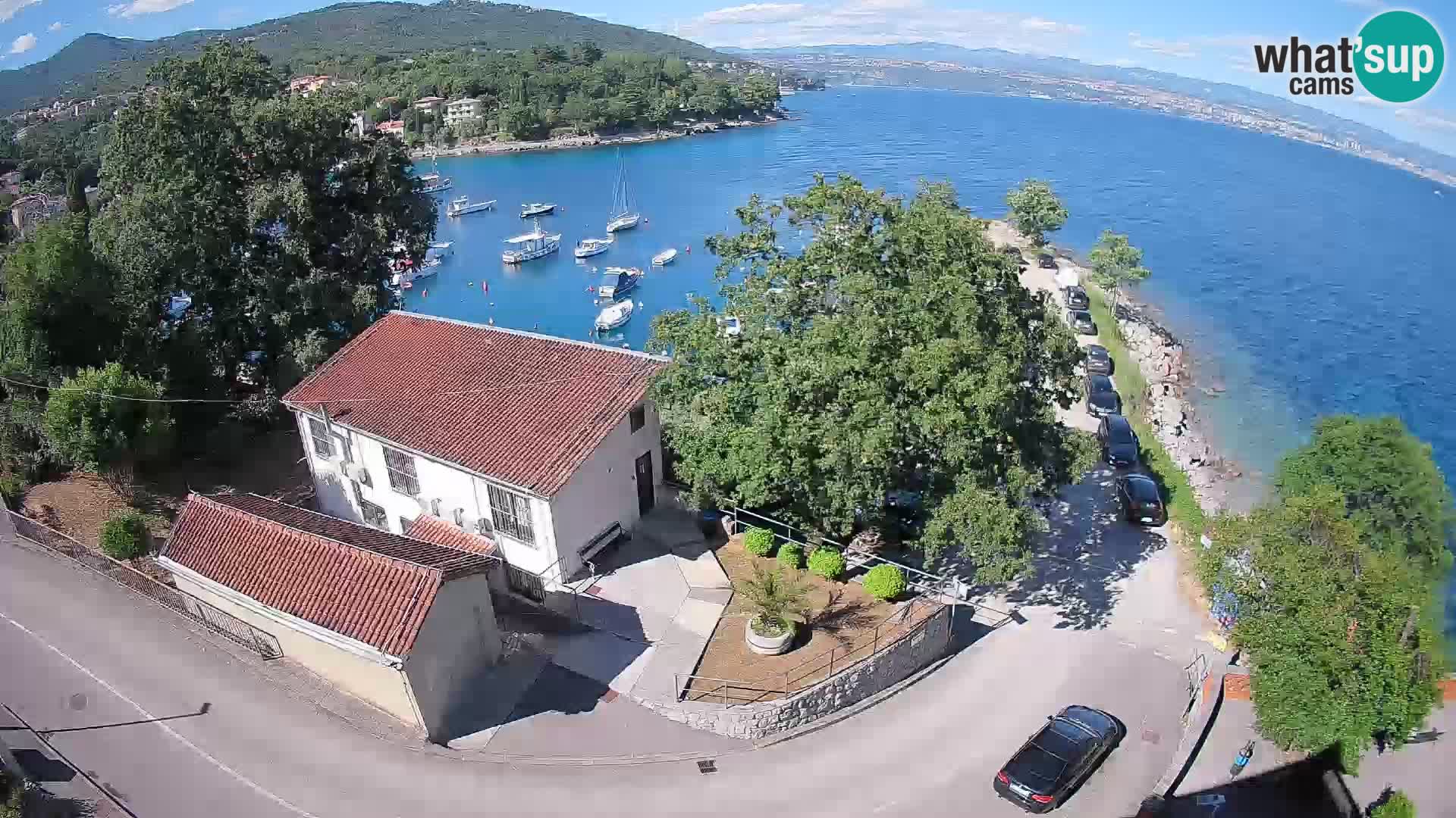 Ika Harbor Webcam – LIVE View of the Harbor and Opatija Lights