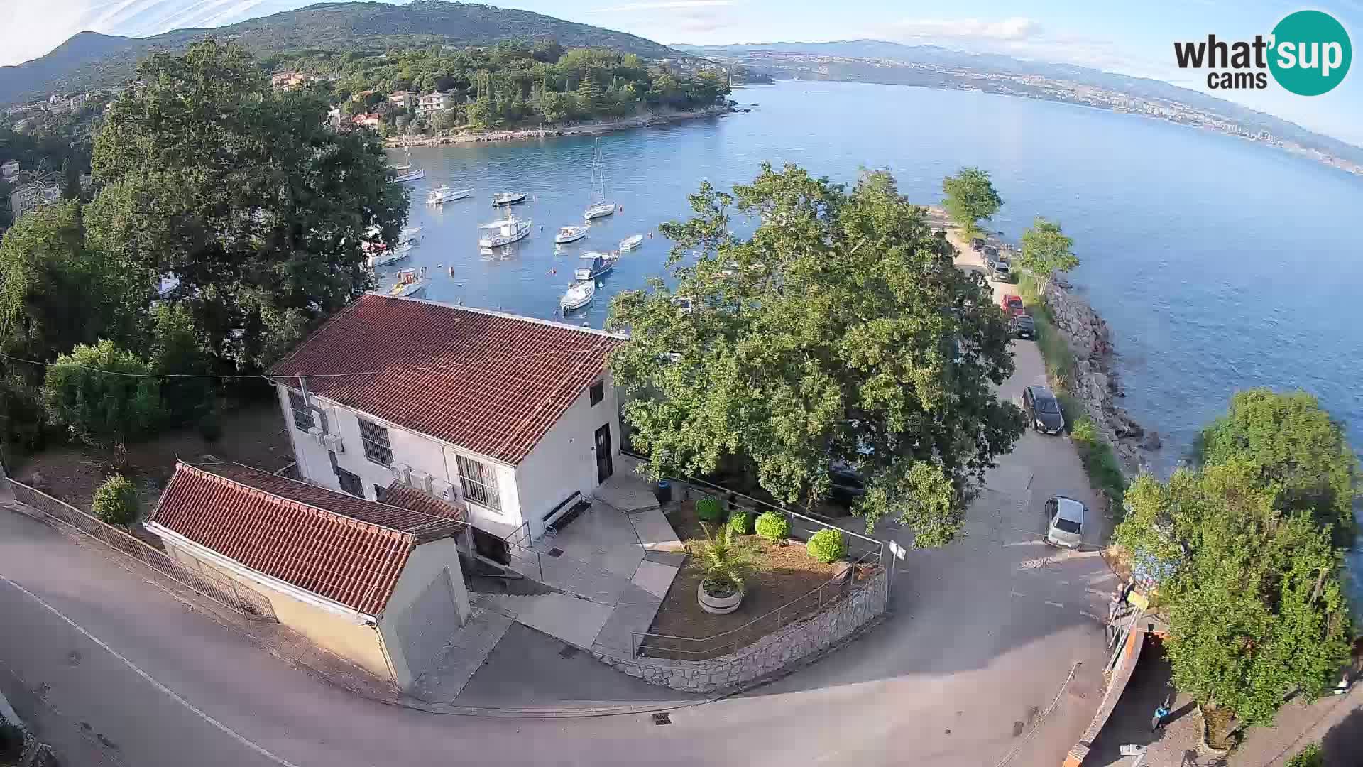 Ika Harbor Webcam – LIVE View of the Harbor and Opatija Lights