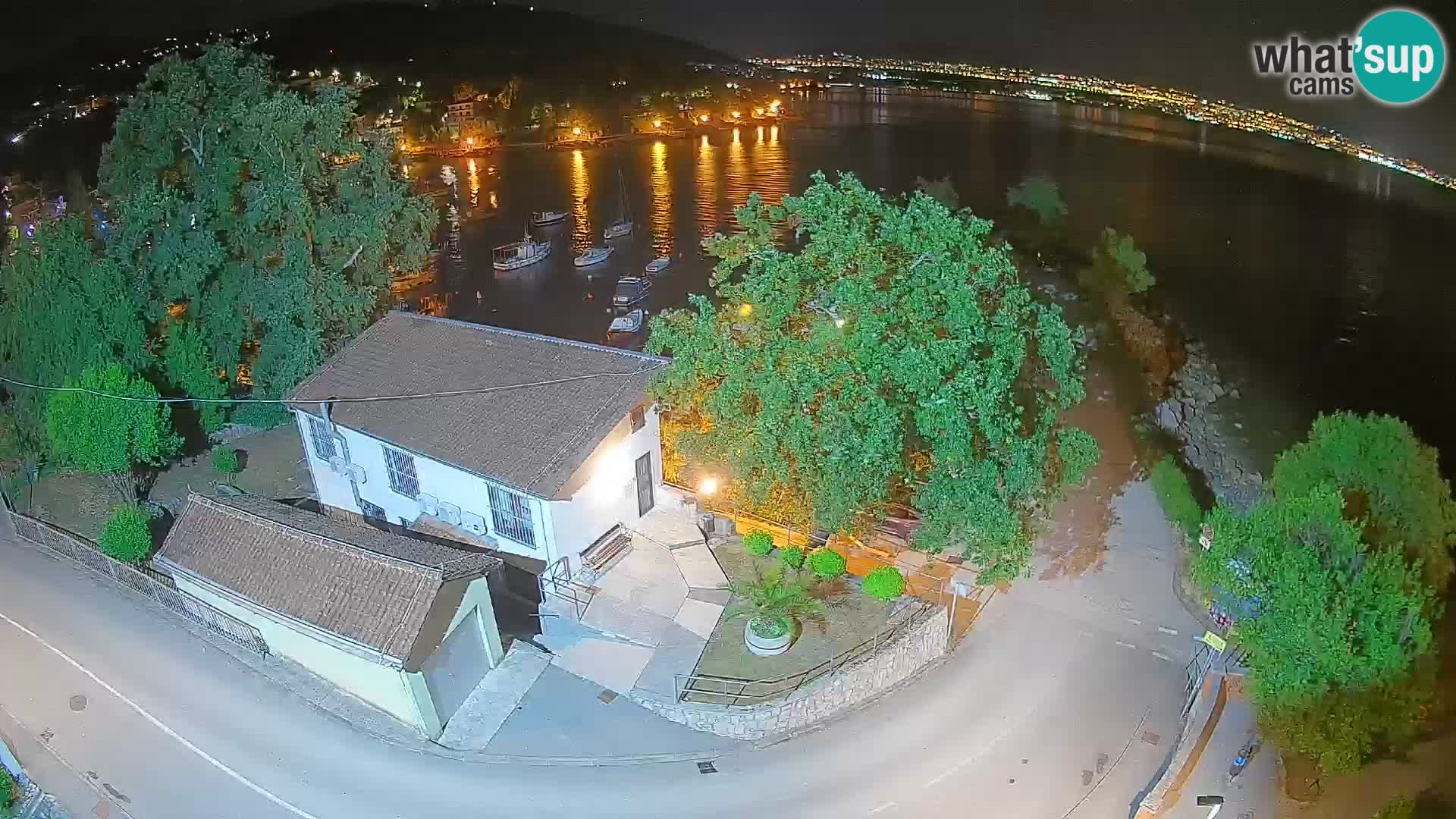 Webcam puerto de Ika – Vista en directo y luces de Opatija
