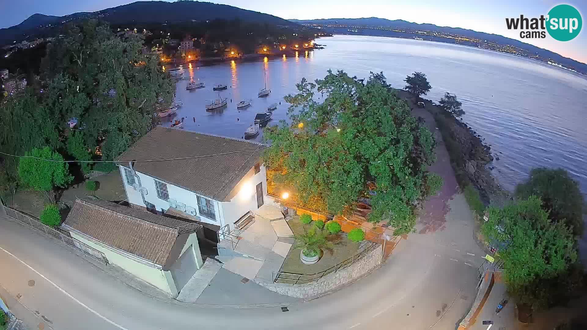 Webcam Ika Hafen – LIVE Blick auf den Hafen und die Lichter von Opatija