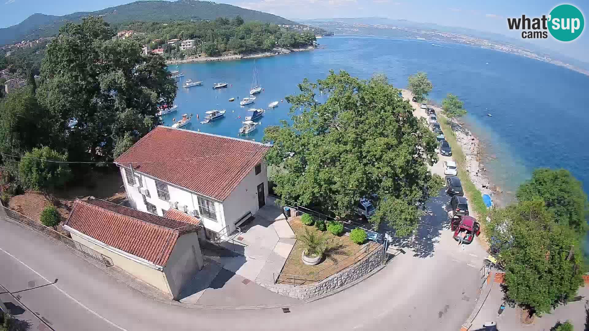 Ika Harbor Webcam – LIVE View of the Harbor and Opatija Lights