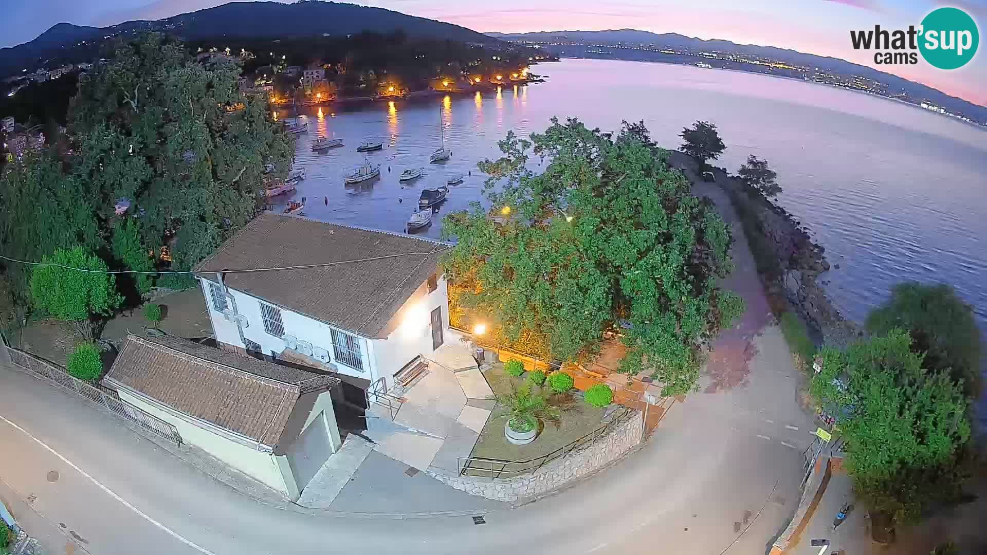 Webcam puerto de Ika – Vista en directo y luces de Opatija