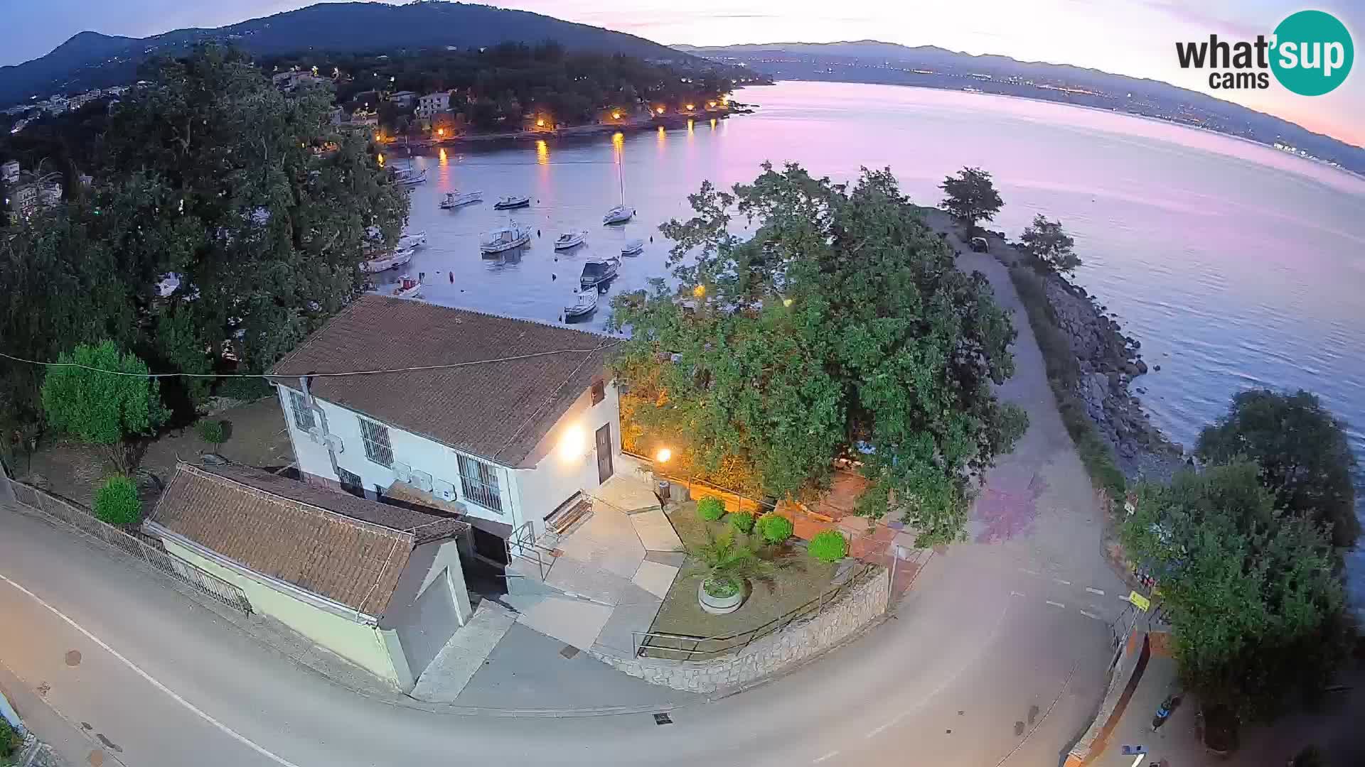 Webcam porto Ika – Vista LIVE sul porto e le luci di Opatija