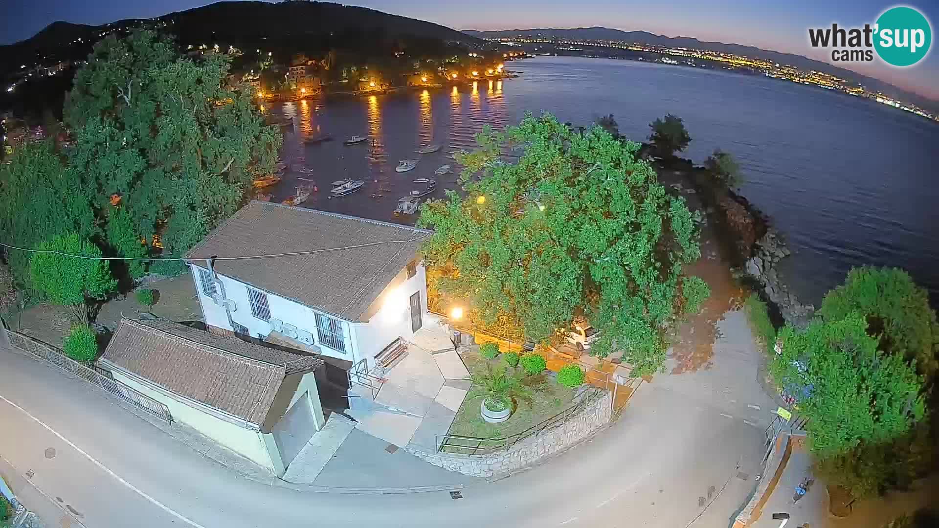 Webcam porto Ika – Vista LIVE sul porto e le luci di Opatija