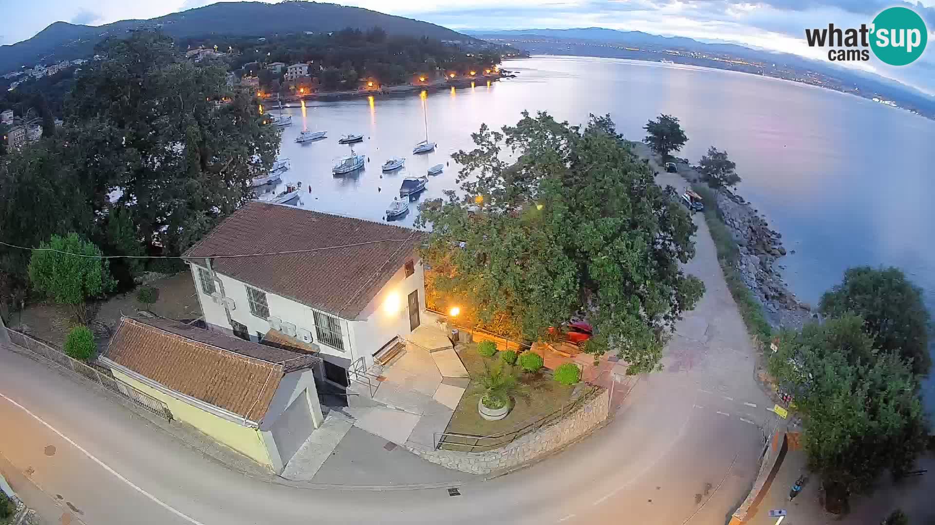 Webcam porto Ika – Vista LIVE sul porto e le luci di Opatija