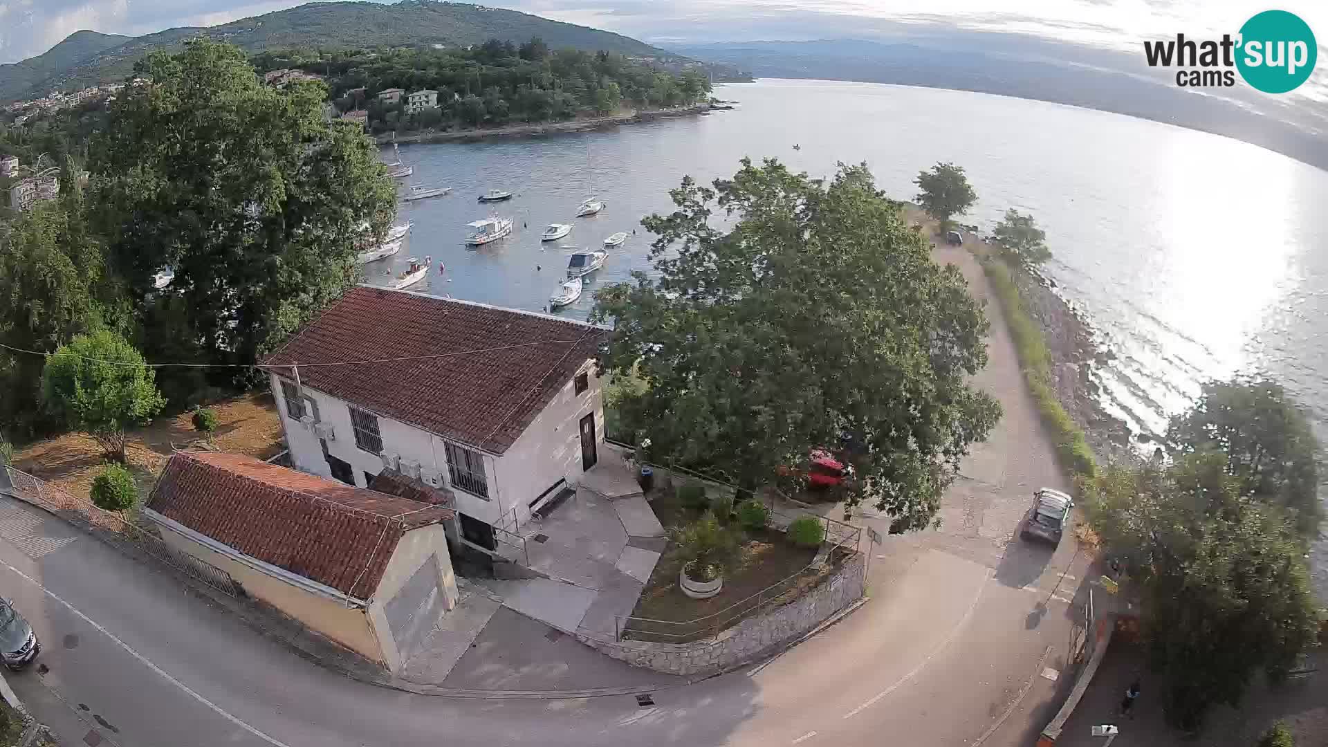 Ika Harbor Webcam – LIVE View of the Harbor and Opatija Lights