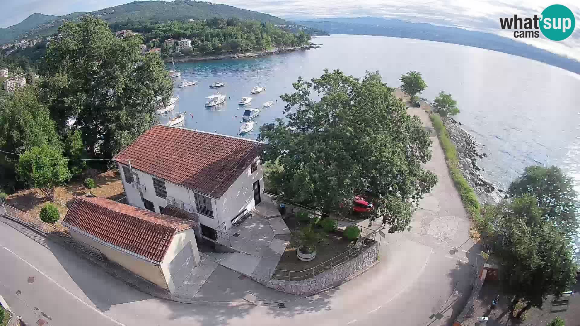 Ika Harbor Webcam – LIVE View of the Harbor and Opatija Lights