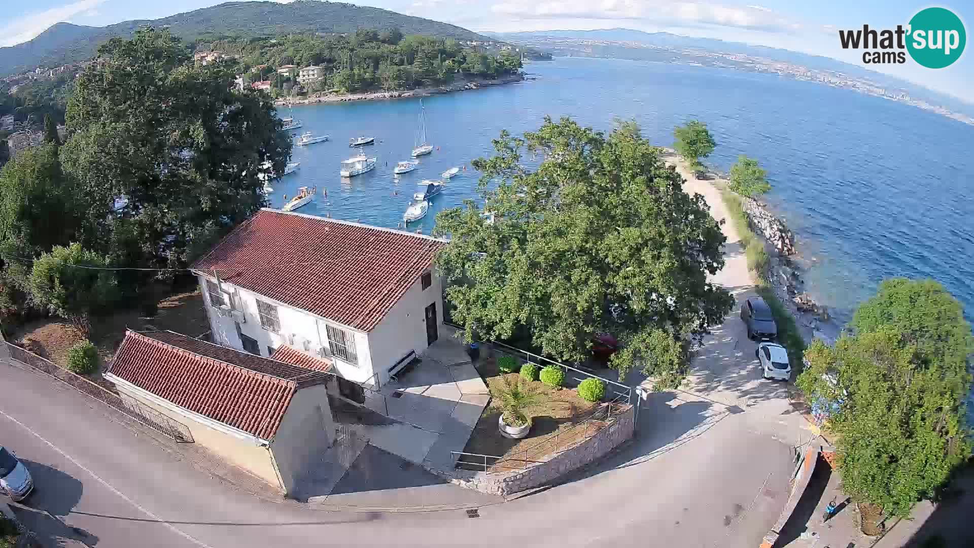 Ika Harbor Webcam – LIVE View of the Harbor and Opatija Lights