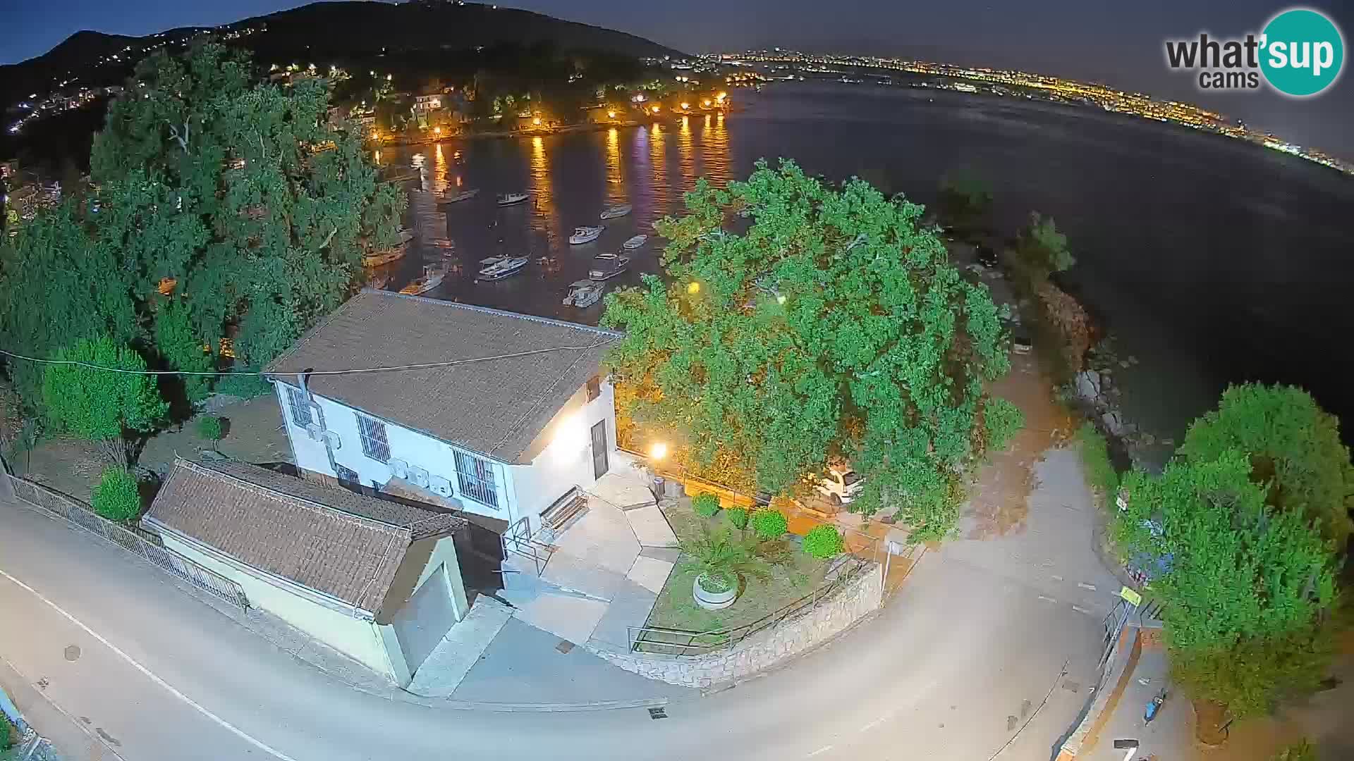 Webcam puerto de Ika – Vista en directo y luces de Opatija