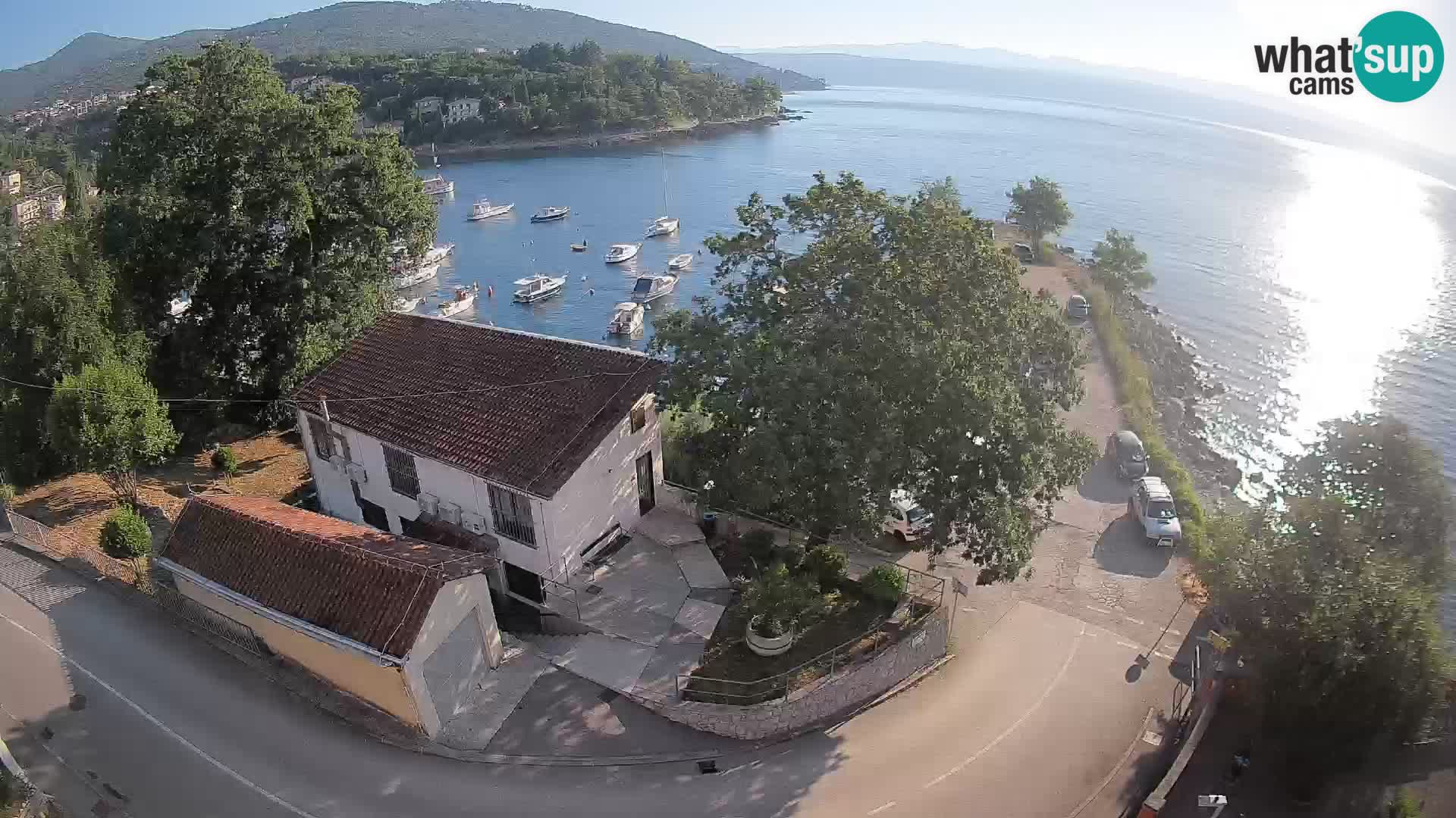 Ika Harbor Webcam – LIVE View of the Harbor and Opatija Lights
