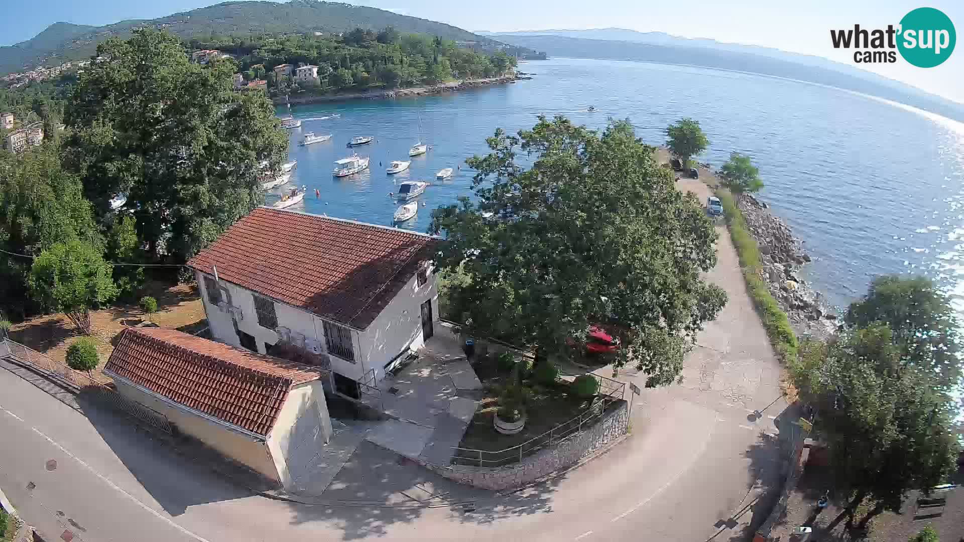 Ika Harbor Webcam – LIVE View of the Harbor and Opatija Lights