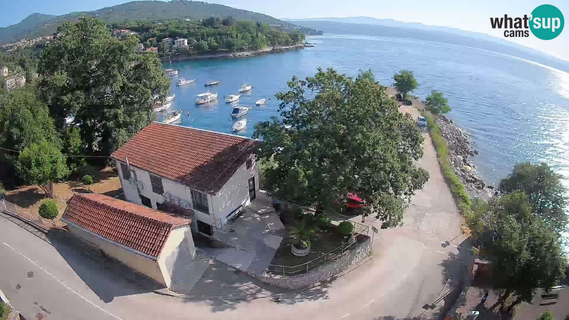 Ika Harbor Webcam – LIVE View of the Harbor and Opatija Lights