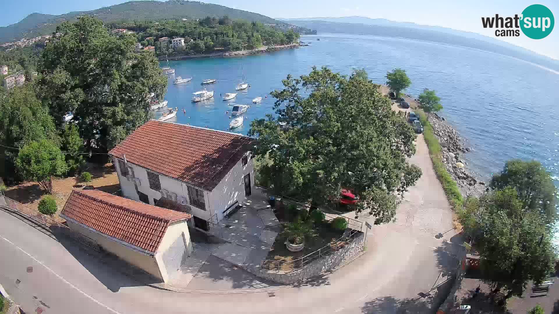 Ika Harbor Webcam – LIVE View of the Harbor and Opatija Lights