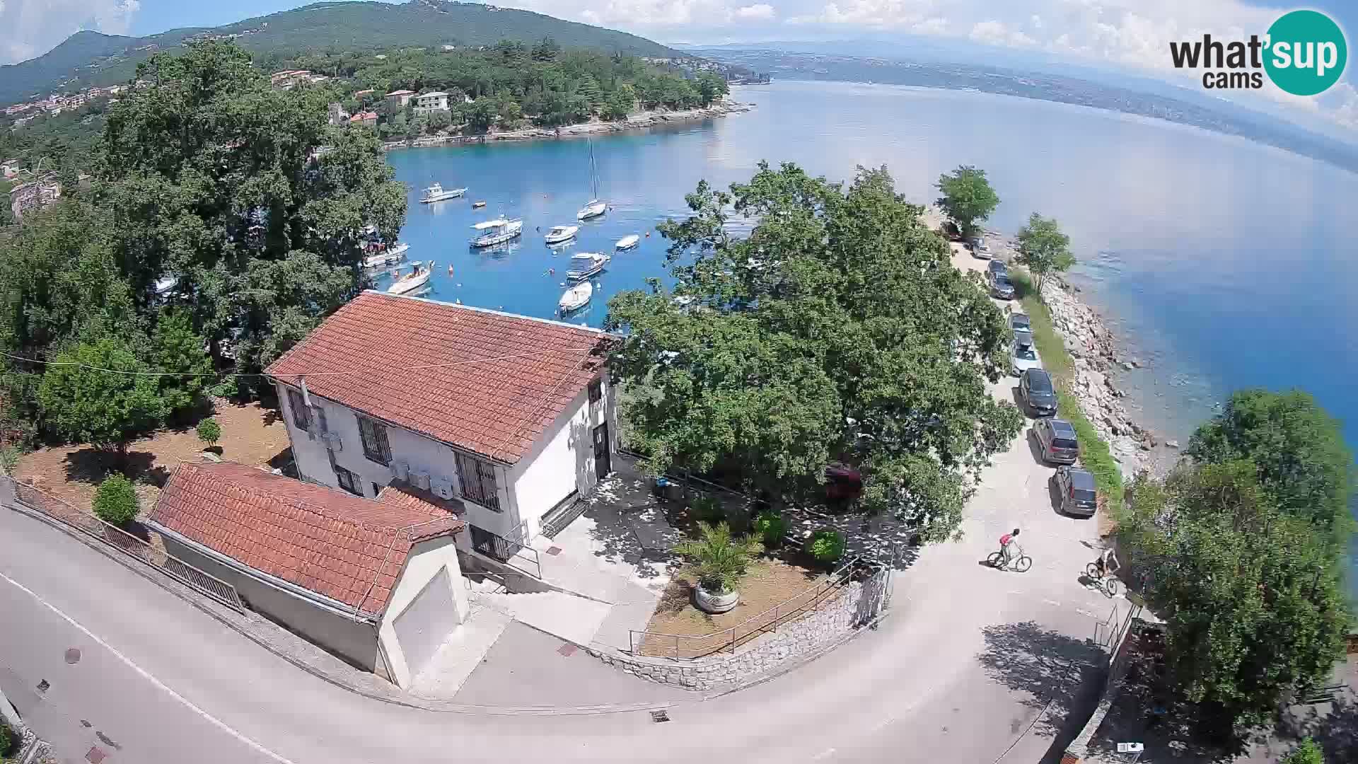 Ika Harbor Webcam – LIVE View of the Harbor and Opatija Lights